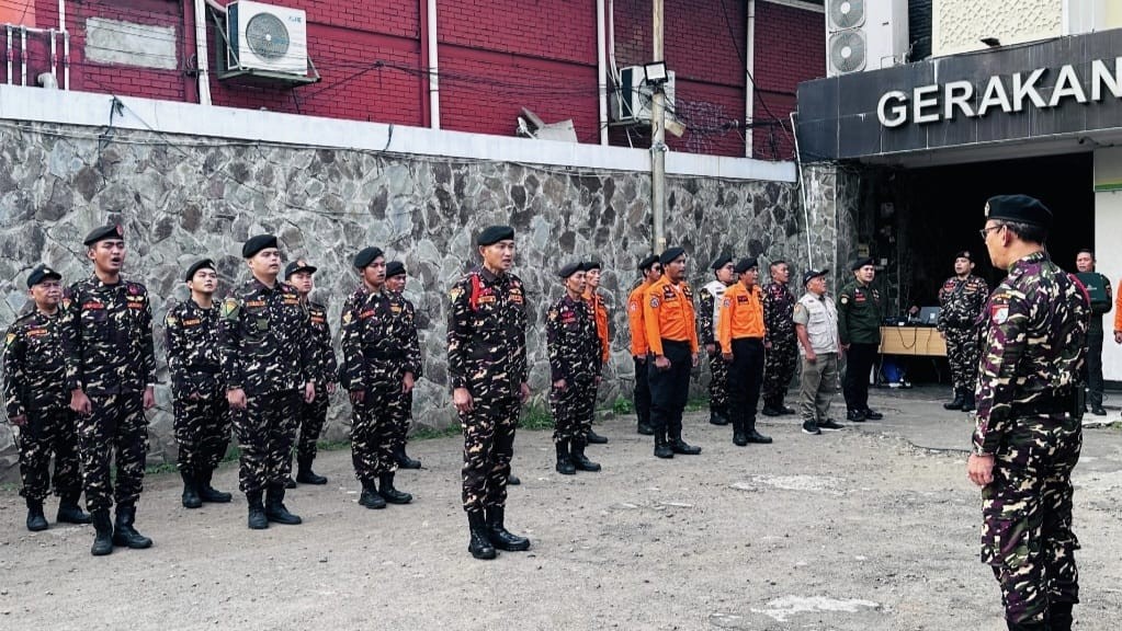 Banser Gelar Apel Siaga Posko Jaga Aspirasi, Jaga Indonesia